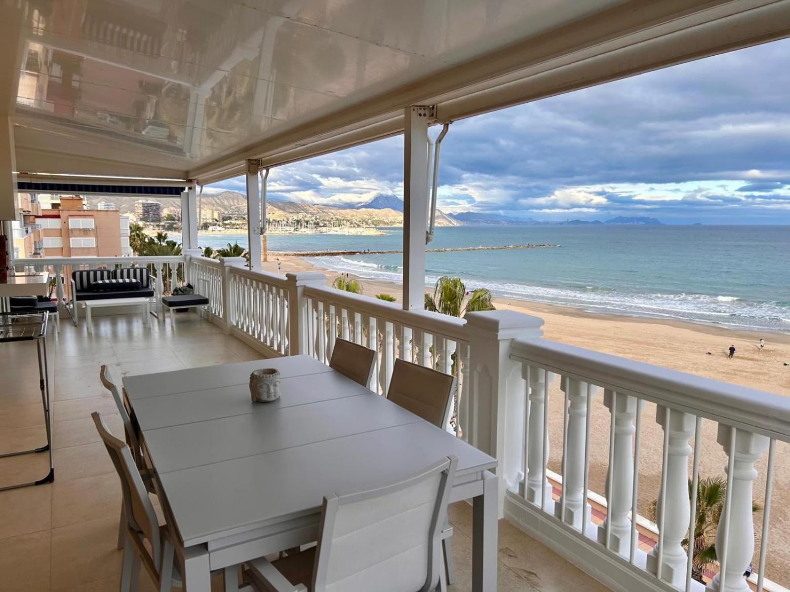 Beach House Brotonss El Campello Esterno foto