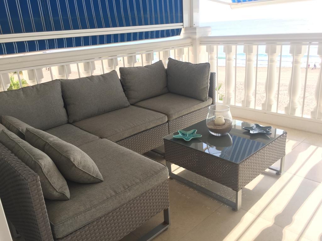 Beach House Brotonss El Campello Esterno foto