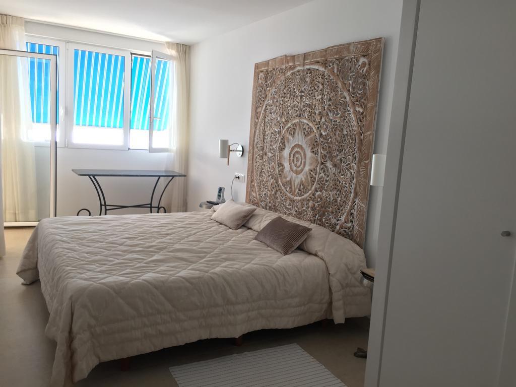 Beach House Brotonss El Campello Esterno foto